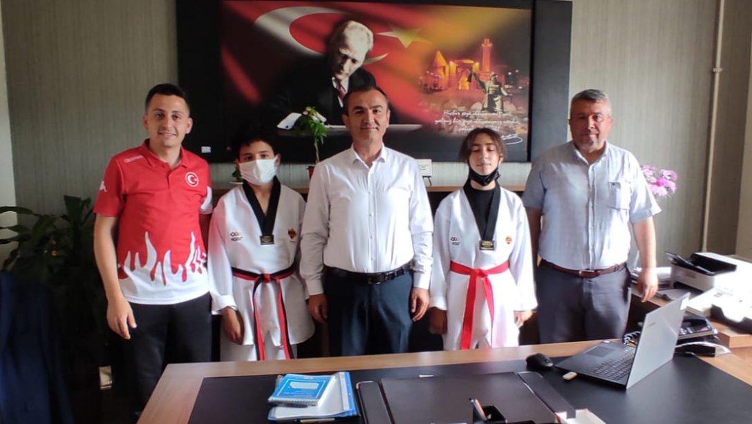 Teakwondo Kursu Öğrencilerimiz Yıldızlar Türkiye Şampiyonasına katılıyor.