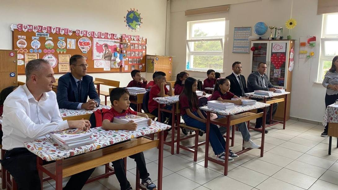 Her Çocuk Bir Fidan, İlk Ders Yeşil Vatan